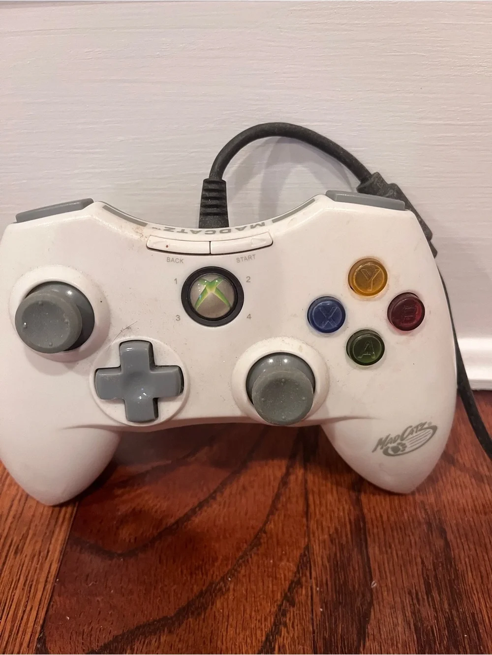 XBOX 360 Controller - wired OEM Madcatz